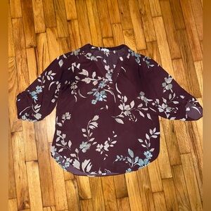 Maurices Maroon Floral Blouse Size: Medium
